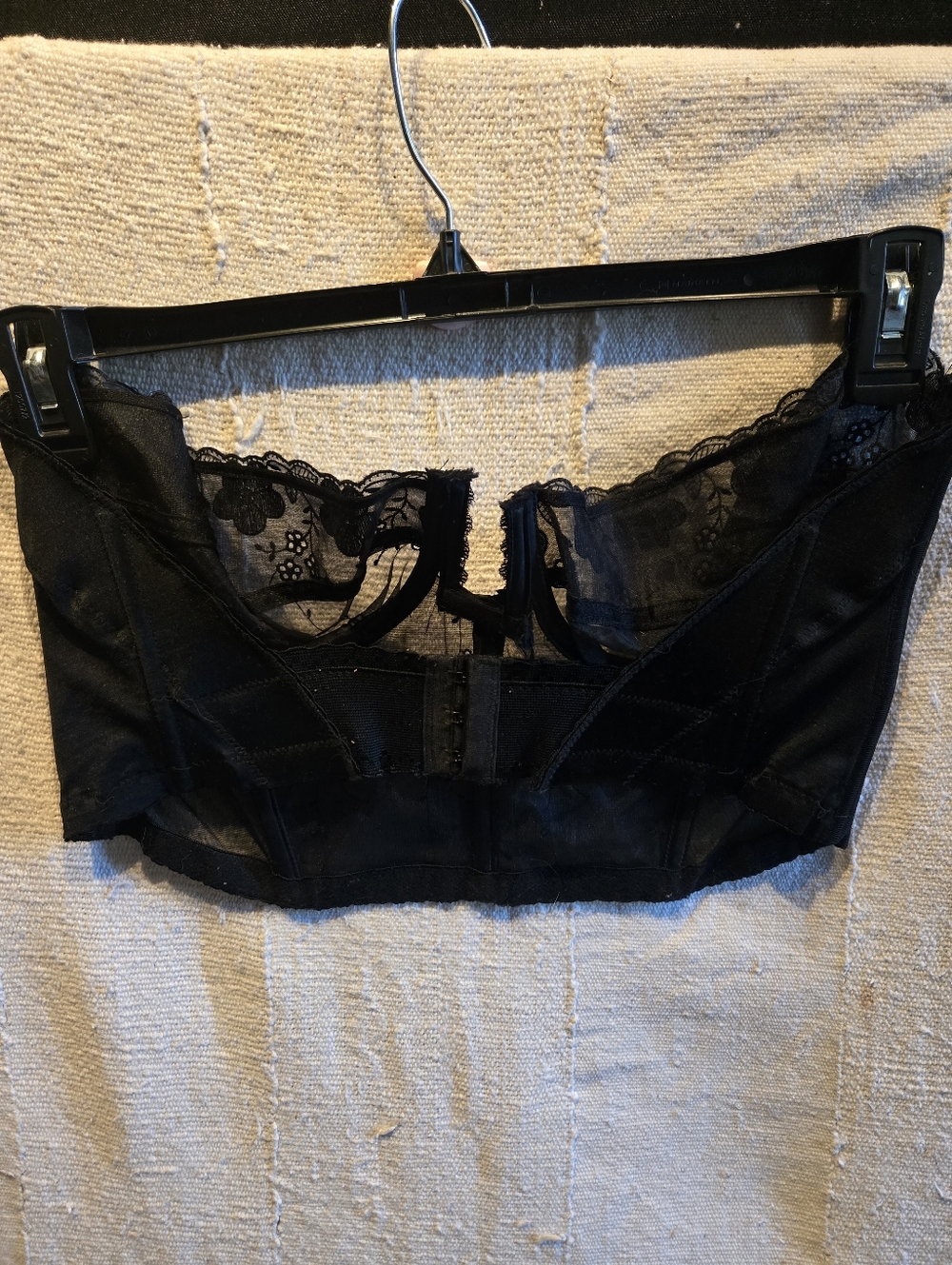 Strapless Demi Bra Sz 40D